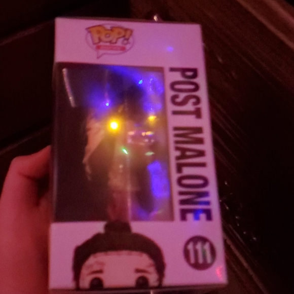 FUNKØ PØP PØST MALØNE